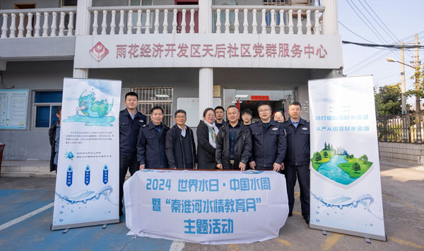 进社区2.jpg